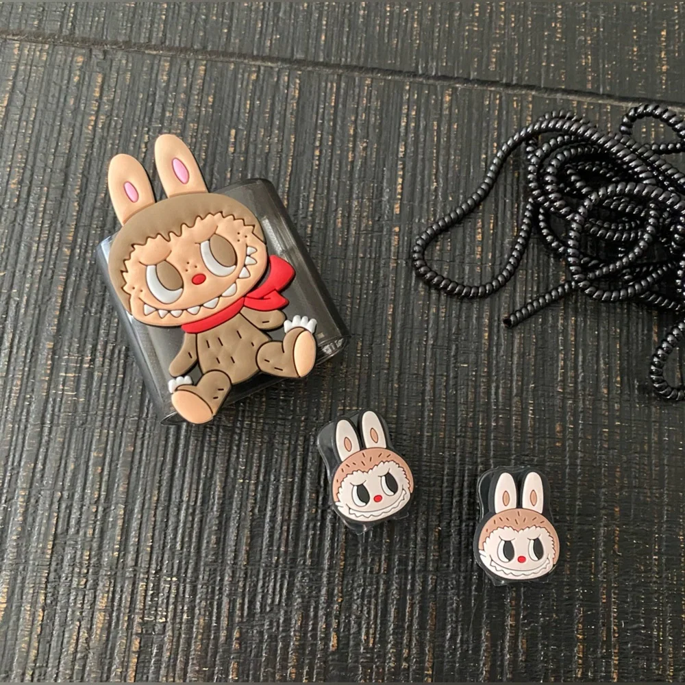 LaBuBu Cartoon Character Charger Cover & Spiral Data Cable Protector Set